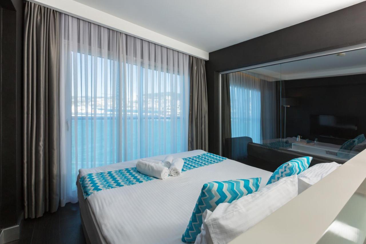 Efe Hotel Кушадасъ Екстериор снимка