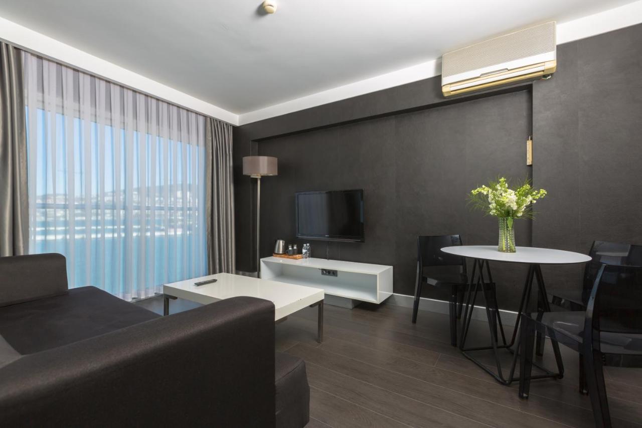Efe Hotel Кушадасъ Екстериор снимка