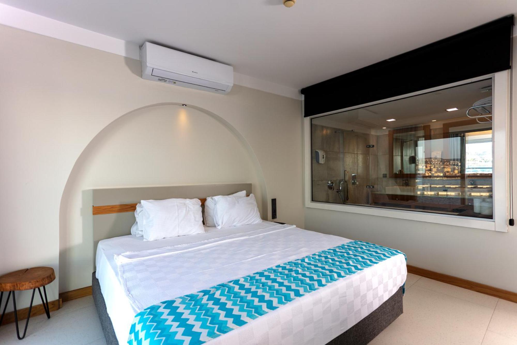 Efe Hotel Кушадасъ Екстериор снимка