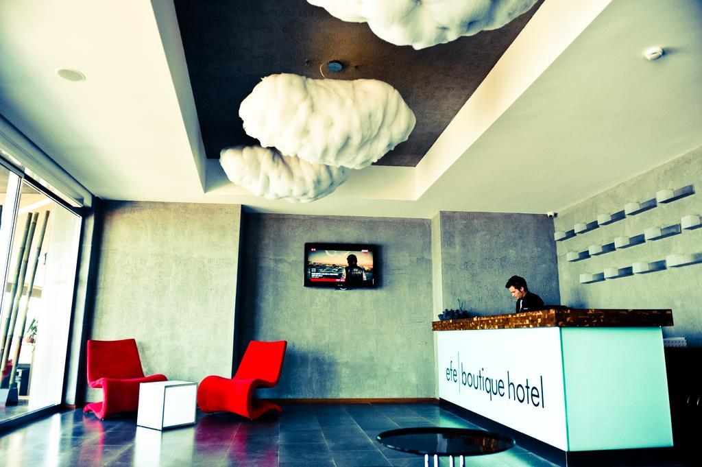 Efe Hotel Кушадасъ Екстериор снимка