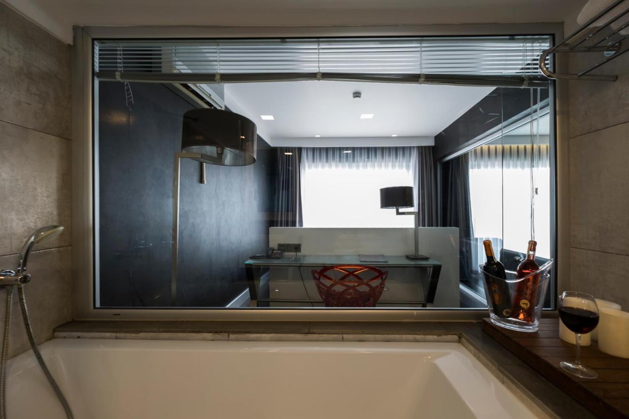 Efe Hotel Кушадасъ Екстериор снимка